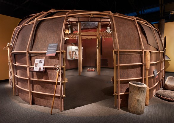 Photo of wigwam in the Dunn Museum